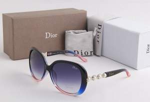 Солнцезащитные очки Dior GS045