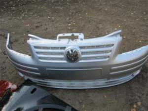 Передний бампер для  VW Caddy 2004->