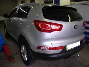 Фаркоп KIA Sportage 2010 г. Фаркоп KIA Sportage 2010 г.