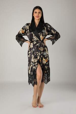 Жіночий халат з мереживом Nusa 15075