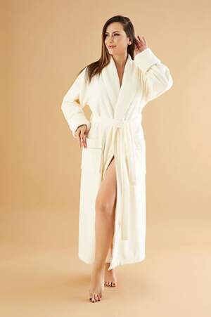Жіночий довгий махровий халат Nusa 6895 крем