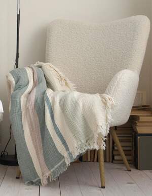 Муслиновое покрывало на кровать LA MODNO Charming Green 220x240 Муслиновое покрывало на кровать LA MODNO Charming Green 220x240
