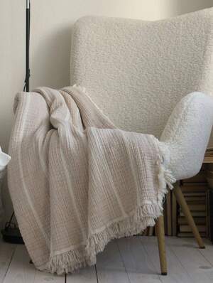 Муслиновое покрывало на кровать LA MODNO Pearl beige 220x240 Муслиновое покрывало на кровать LA MODNO Pearl beige 220x240