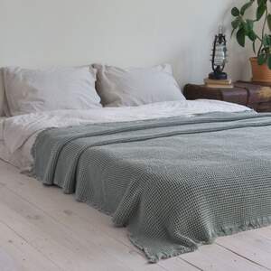 Покривало вафельне LA MODNO PIKE STONEWASHED Green 220*240