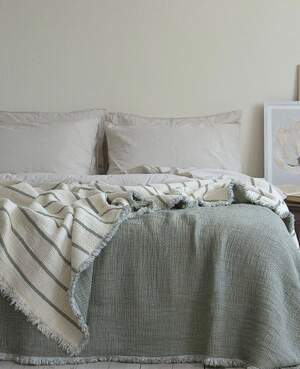 Муслиновое покрывало на кровать LA MODNO Magic green 170x240